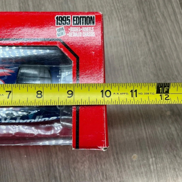 1995 Racing Champions NASCAR #6 Mark Martin Valvoline StockCar Diecast 1:24 - Picture 9 of 9